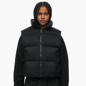 Aritzia TNA Mega Puff Vest, Black, NWT, Large